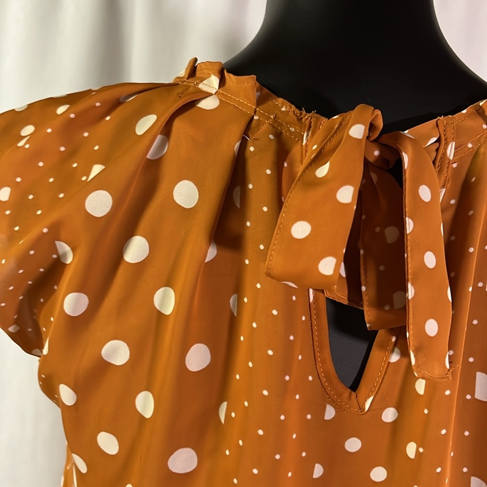 NWT LC Lauren Conrad Burnt Orange Polka Dot Print Pleat Neck Blouse - Picture 11 of 16